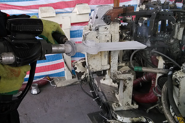 设备不拆也能清洗,干冰清洗机让你大开眼界